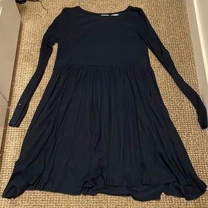 Long sleeve dark blue knit mid length dress